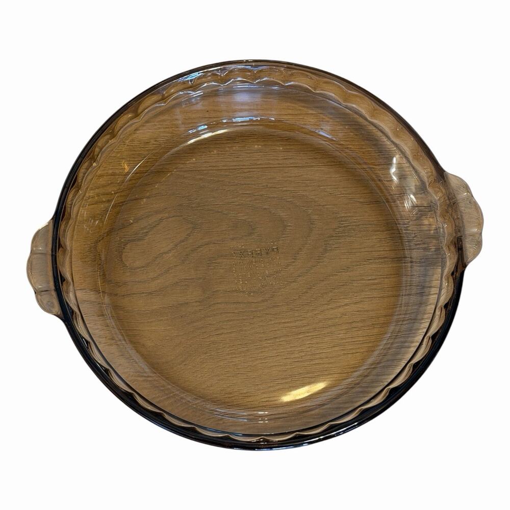 Vintage Pyrex #229 Amber Brown Glass Pie Plate 9" Scalloped Fluted Edges Dish